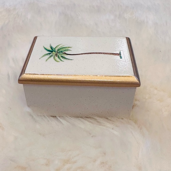 Halcyon Days Palm Tree Trinket Box - Picture 7 of 10